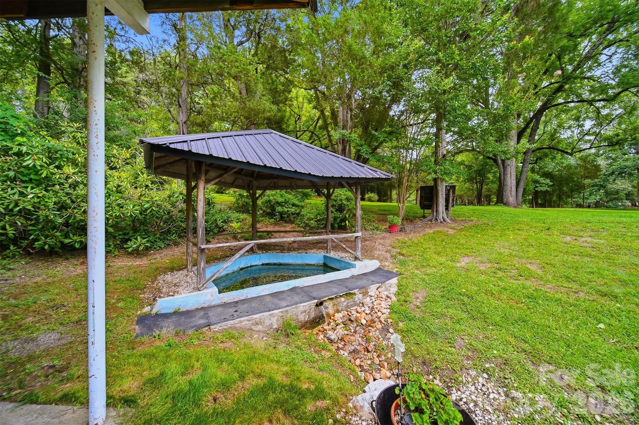 1915 Cedar Pond Road, Catawba, photo 5 of 8