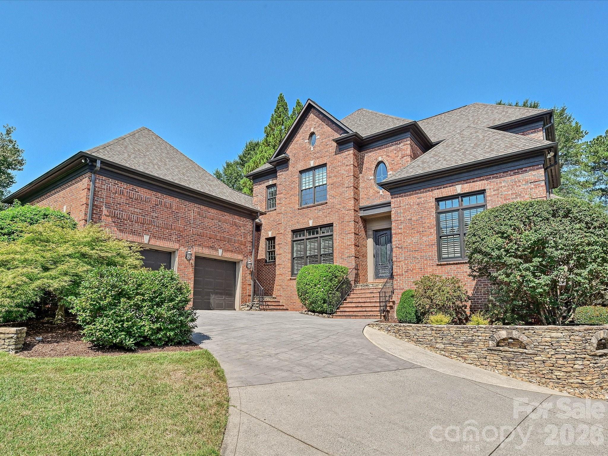 14812 Jockeys Ridge Drive, Charlotte, photo 3 of 8